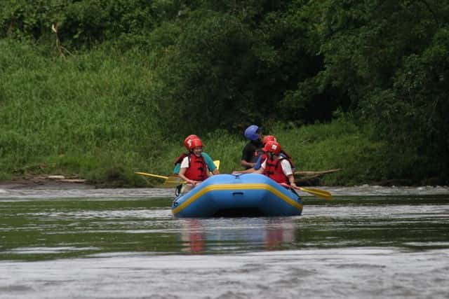 Floating Safari Pozo Azul